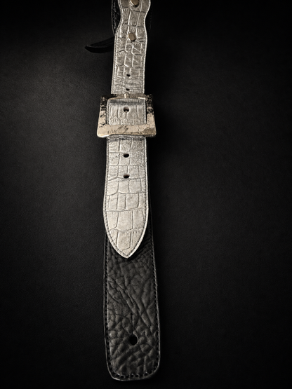Buckle and hardware detail on ANJIN TsukasaJames handmade leather strap