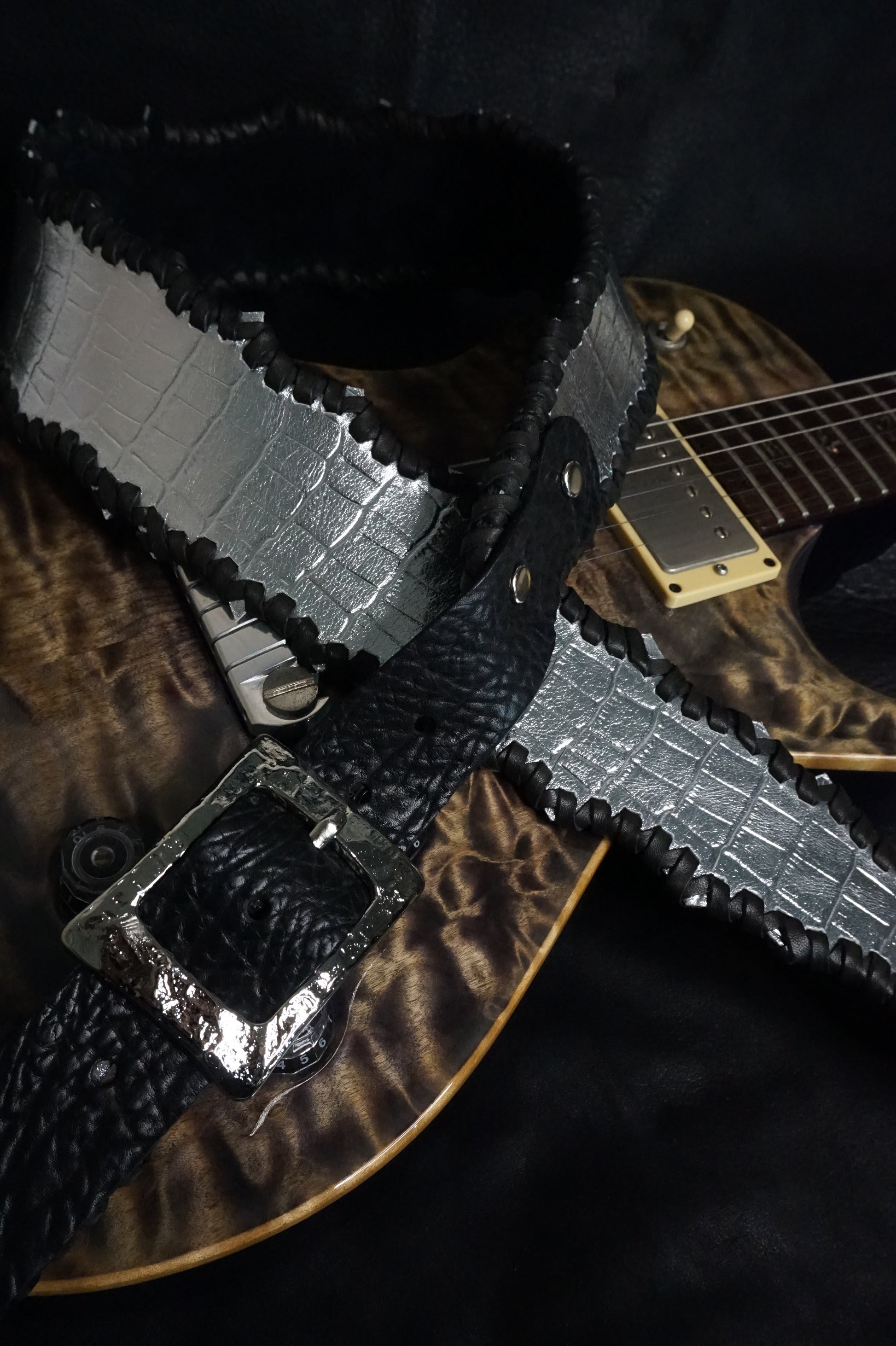Close-up of silver croc-embossed leather texture on HAKU-RYU TsukasaJames strap