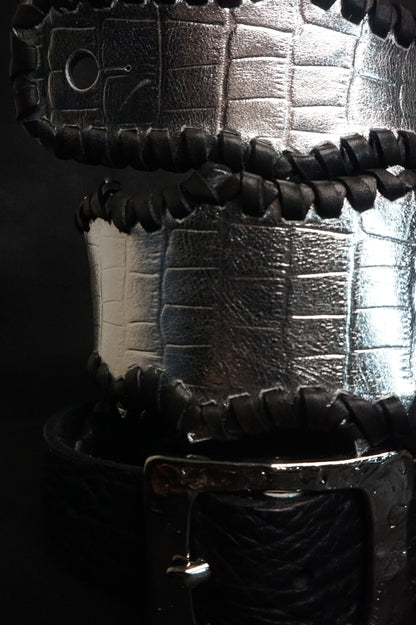 Foil surface detail on HAKU-RYU croc-embossed cowhide guitar strap from Japan