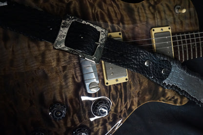 Edge detail of HAKU-RYU white dragon leather guitar strap, braided cowhide